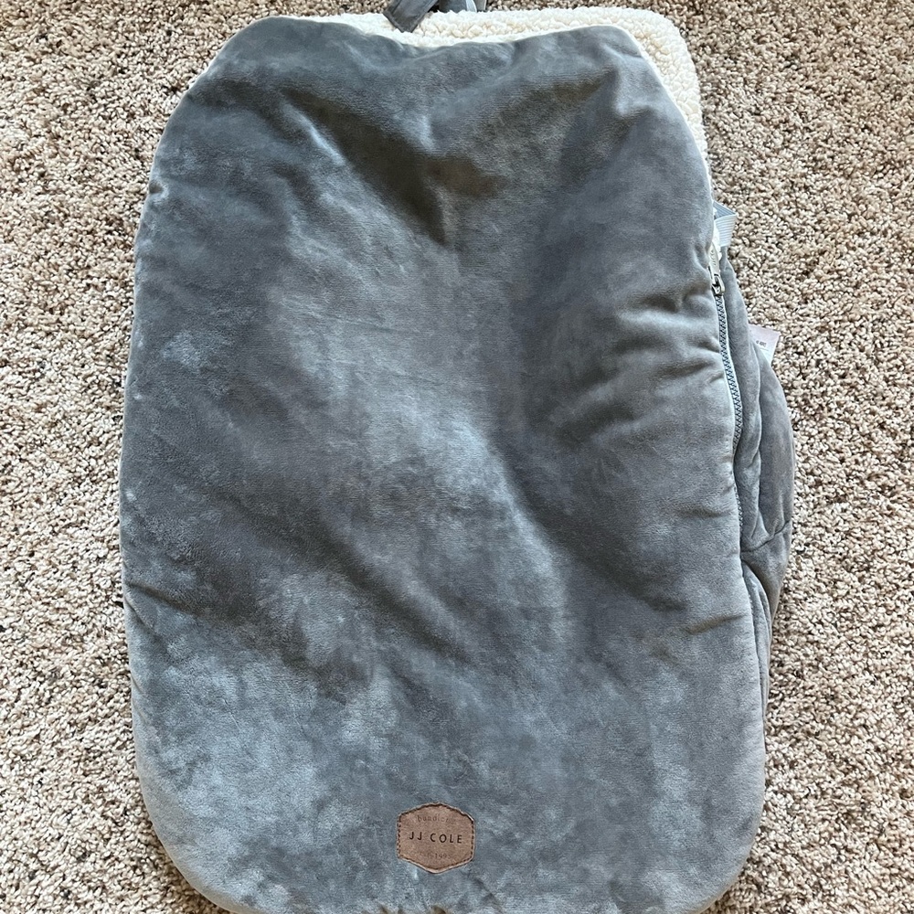 JJ Cole Bundle Me Winter Baby Car Seat Cover
